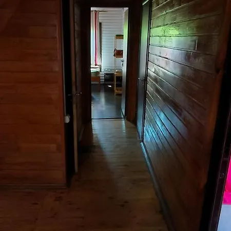 сдам посуточно дом со сруба с беседкой в элитном районе совиньон Appartement Odessa