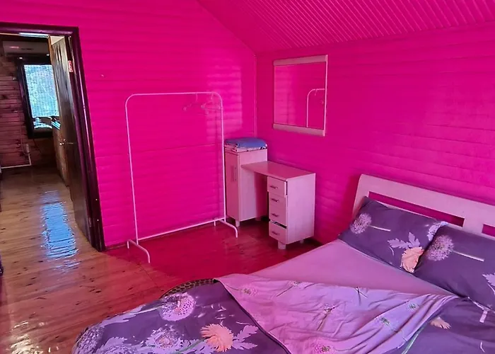 Appartement сдам посуточно дом со сруба с беседкой в элитном районе совиньон