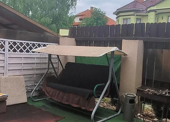 Appartement сдам посуточно дом со сруба с беседкой в элитном районе совиньон *